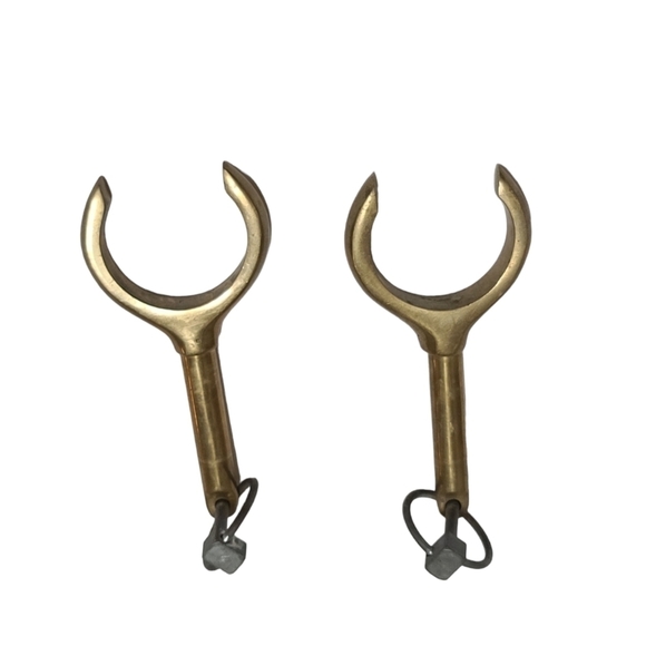 Vintage Brass Oar Locks - Picture 1 of 5